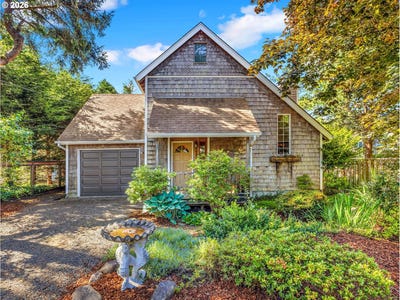 /international/us/643-5th-st-gearhart-or-110108917641/