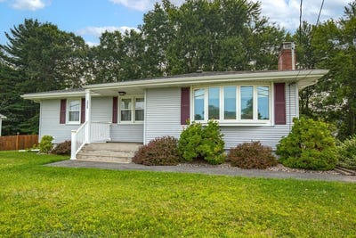 /international/us/1317-suffield-street-agawam-ma-110101420428/?lang=en