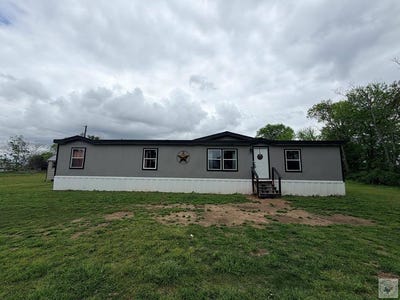 /international/us/430-county-road-3402-dekalb-tx-110107480466/