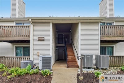 /international/us/2303-aspen-drive-plainsboro-nj-110119530162/