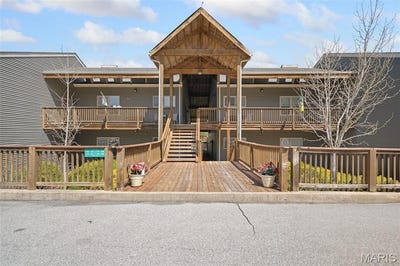 /international/us/152-geneva-cove-drive-innsbrook-mo-110098642742/