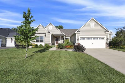 /international/us/5351-lilac-avenue-grove-city-oh-110098689202/
