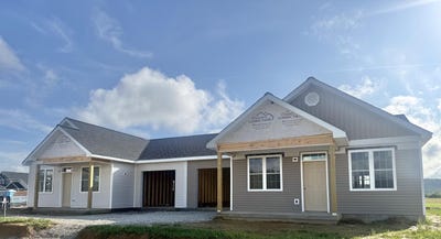 /international/us/304-bluegrass-way-grayson-ky-110108333585/