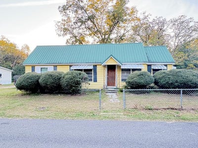 /international/us/107-30th-ave-moultrie-ga-110119315015/
