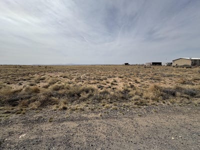 /international/us/natilla-lot-38a3-court-los-lunas-nm-110106431189/