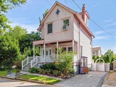 /international/us/39-12th-avenue-sea-cliff-ny-110119990872/