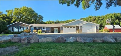 /international/us/1260-20th-street-nw-holloway-mn-110108205794/