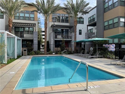 /international/us/771-s-grable-orange-ca-110107765712/