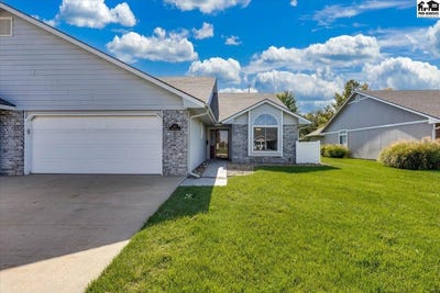 /international/us/401-kisiwa-village-rd-hutchinson-ks-110120549094/