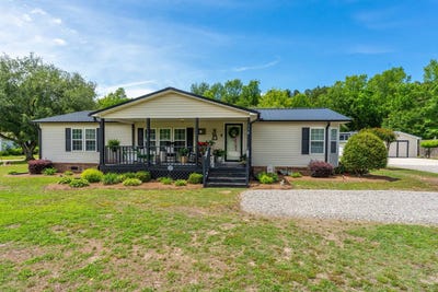 /international/us/116-woodcroft-lane-rocky-point-nc-110107720768/