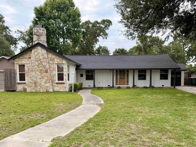 /international/us/440-n-circuit-beaumont-tx-110108168111/