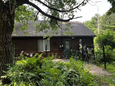 /international/us/n2769-taylor-court-waupaca-wi-110101235566/