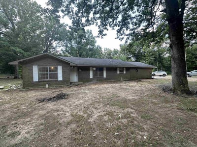 /international/us/32-shannon-drive-mcgehee-ar-110106558689/