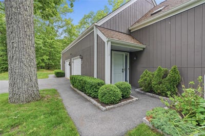 /international/us/2-timberland-pass-chappaqua-ny-110108473888/