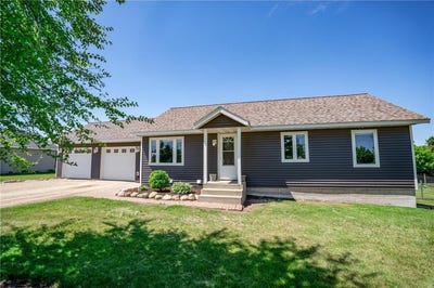 /international/us/13010-212th-avenue-ne-roseville-twp-mn-110108411774/