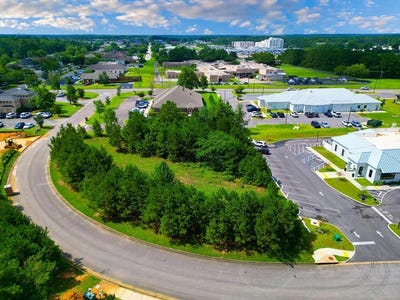 /international/us/105-obrannan-park-drive-dothan-al-110120016453/