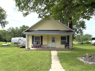 /international/us/340-w-wisconsin-street-breckenridge-mo-110107464887/