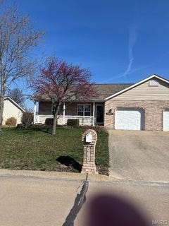 /international/us/277-kaskaskia-red-bud-il-110106493740/