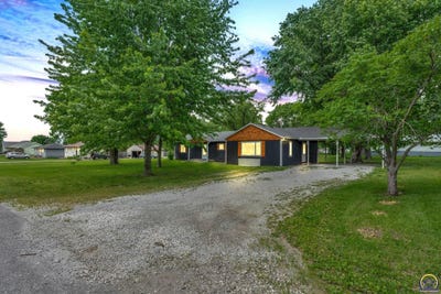 /international/us/420-osborn-st-carbondale-ks-110108068122/