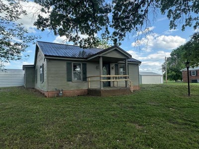 /international/us/1378-jefferson-street-cadiz-ky-110107514029/