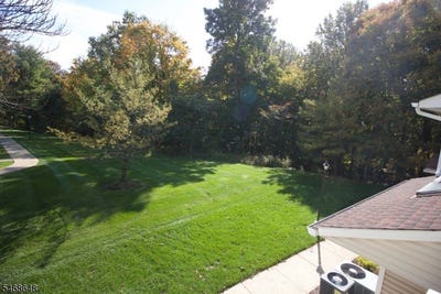 /international/us/10-quincy-ct-bedminster-twp-nj-110120652551/