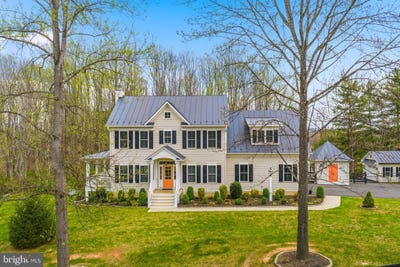 /international/us/7135-leeds-manor-road-marshall-va-110107164225/