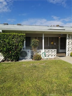 /international/us/1300-weeburn-road-seal-beach-ca-110108132570/