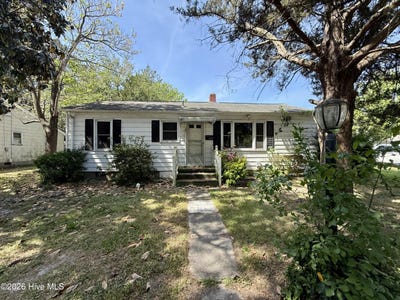 /international/us/100-plymouth-street-williamston-nc-110108983294/