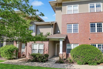 /international/us/11217-n-oakwood-drive-peoria-il-110107937984/