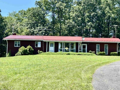 /international/us/2731-birds-creek-road-tunnelton-wv-110101345710/?lang=zh-tw