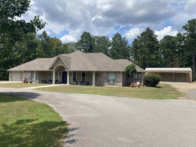 /international/us/1362-highway-82-crossett-ar-110101521039/