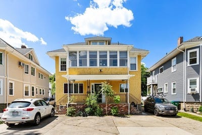 /international/us/2218-mystic-valley-pkwy-medford-ma-110099792476/