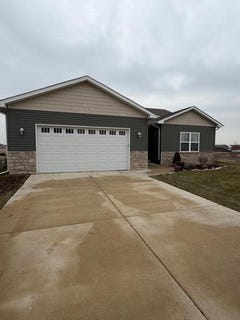 /international/us/3910-infield-street-portage-in-110107573810/