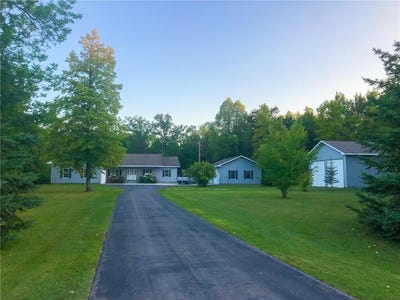 /international/us/1923-state-highway-11-se-gudrid-twp-mn-110108850475/