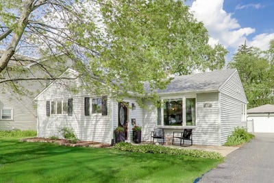 /international/us/3100-falcon-court-w-rolling-meadows-il-110107848957/