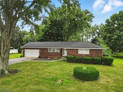 /international/us/4833-middle-ridge-road-perry-oh-110100799371/