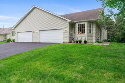 /international/us/13393-pine-view-place-lindstrom-mn-110100422774/