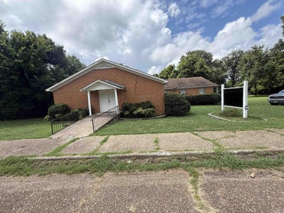 /international/us/802-main-street-hughes-ar-110109448685/