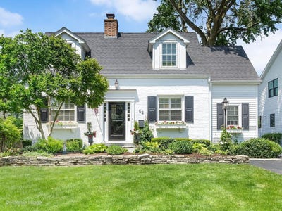 /international/us/62-waverly-avenue-clarendon-hills-il-110108502654/