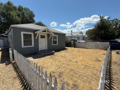 /international/us/1305-w-8th-st-alturas-ca-110101142329/