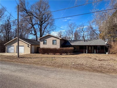 /international/us/6004-ne-amazonia-road-st-joseph-mo-110105708110/