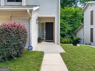 /international/us/4075-audubon-drive-marietta-ga-110109352224/
