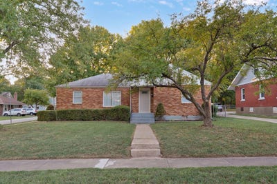 /international/us/637-s-kickapoo-avenue-springfield-mo-110120455240/