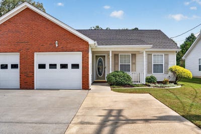 /international/us/653-flagstone-drive-rossville-ga-110120088842/