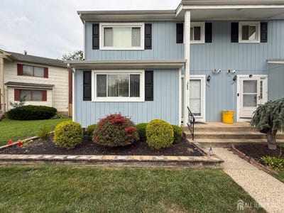 /international/us/113-benjamin-court-south-brunswick-nj-110101317574/?lang=en