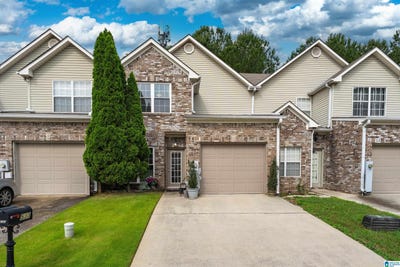 /international/us/533-hackberry-ridge-cove-birmingham-al-110108281246/