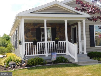 /international/us/14-wren-drive-bechtelsville-pa-110107545567/