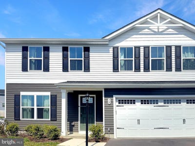 /international/us/70-stocking-pond-road-inwood-wv-110107345696/
