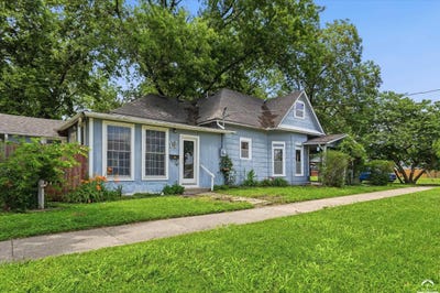 /international/us/901-pacific-avenue-osawatomie-ks-110108720943/