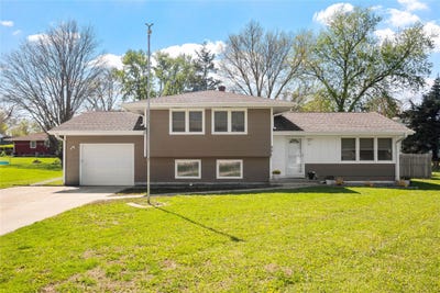 /international/us/901-16th-street-perry-ia-110107665652/